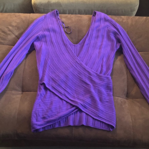 Sweater - Picture 3 of 5